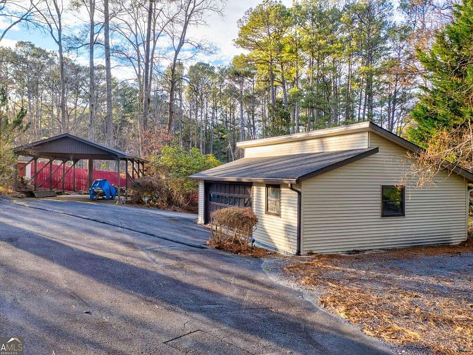 1st image of 809 Willow Oak Cir