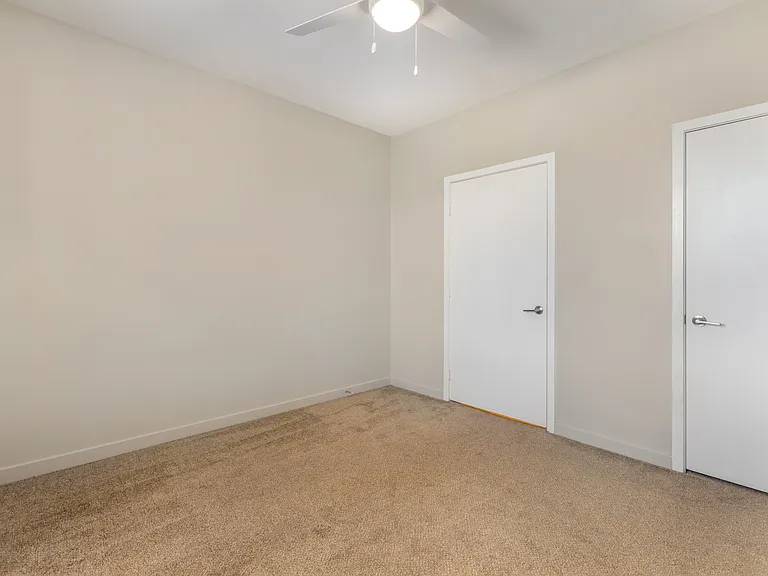 Metro Gateway Apartment Homes — Photo 30