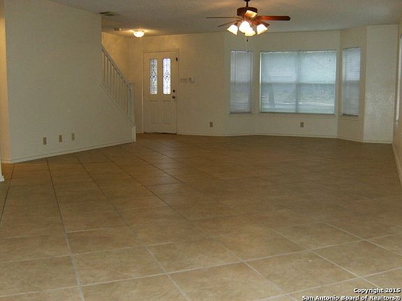 4th image of 10910 Bristle Oak Dr