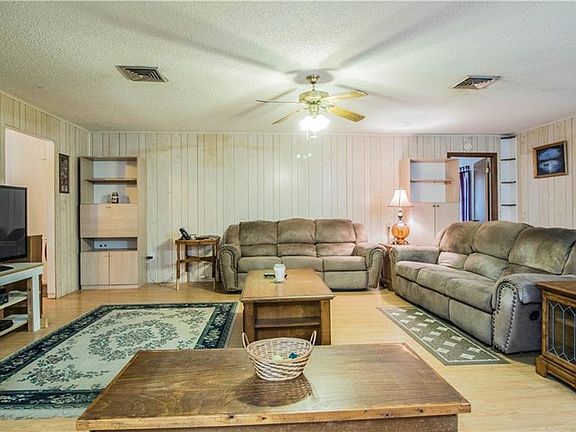5th image of 2530 Crystal Lake Acres Dr