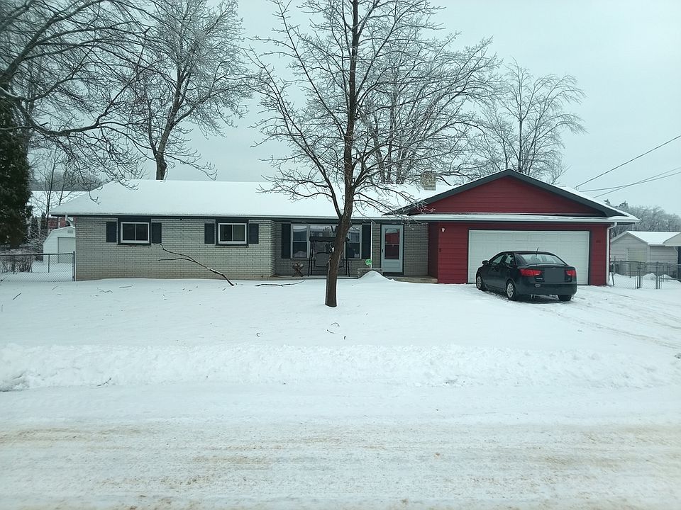 1st image of 200 Roberts Rd