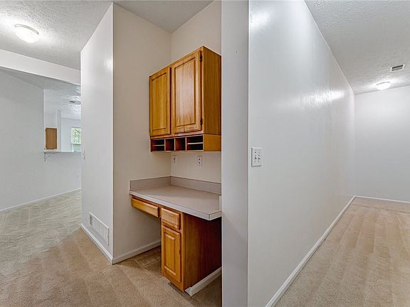 5th image of 1311 Eagle Pointe Dr