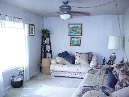 2nd image of 8114 HUNTERS FOREST DR