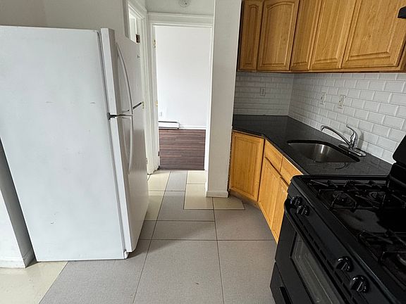 2nd image of 269 Verona Ave #4L