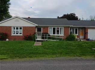 106 N Monroe St, Trenton, IL