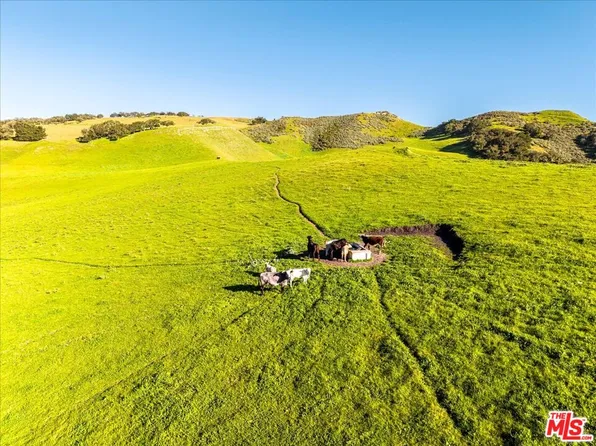 9500 Batchelder Rd, Los Alamos, CA 93440