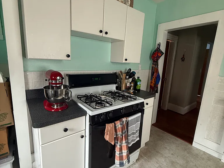 17 Jaques St #2 — Photo 5