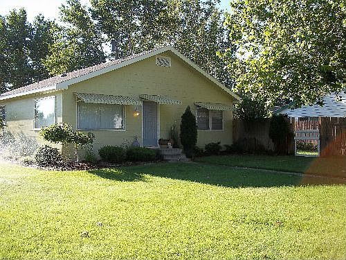 1st image of 1026 Winslow Ave