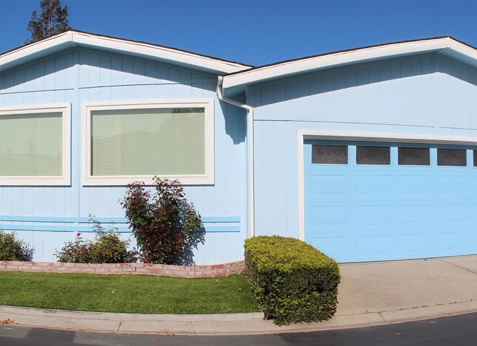 1st image of 382 Chateau La Salle Dr #382