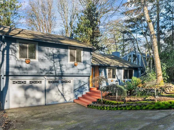 9908 SW Quail Post Rd, Portland, OR 97219