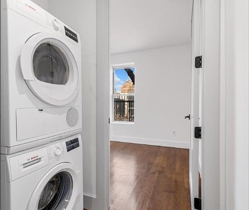5th image of 629 E 5th St #19