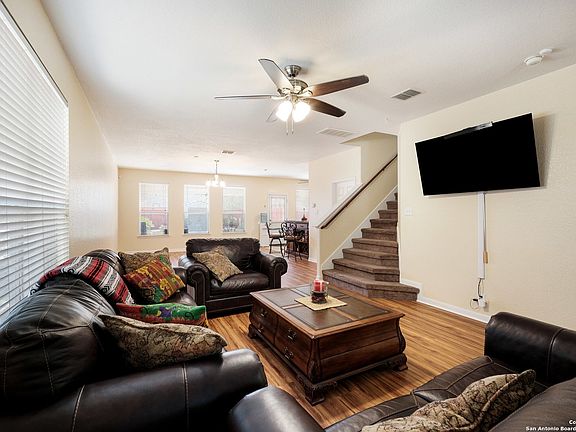 5th image of 13910 Caprese Hill