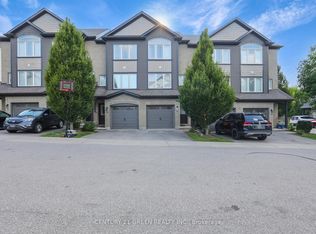 12 Poplar Dr #11, Cambridge, ON N3C 0G4