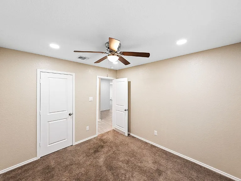 5927 Mohave Valley — Photo 13