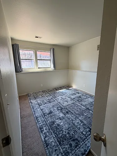109 Pine St Photo 1