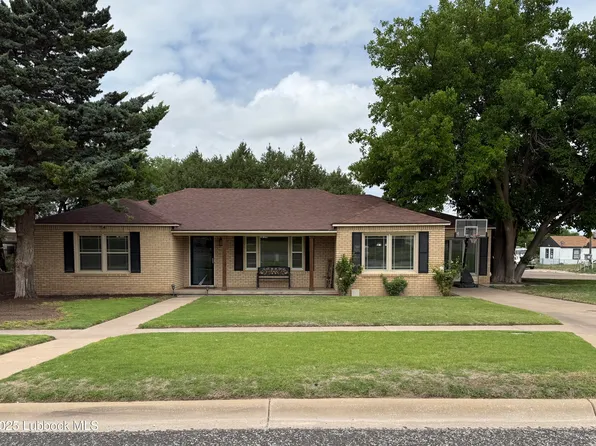 604 W 7th St, Muleshoe, TX 79347