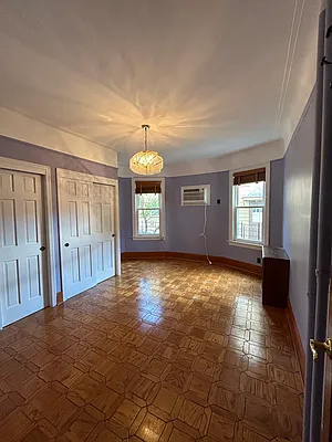 Rented by REMAX Elite | media 12
