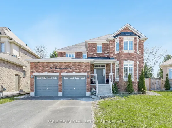 787 Freemont Ct, Innisfil, ON L9S 0K4