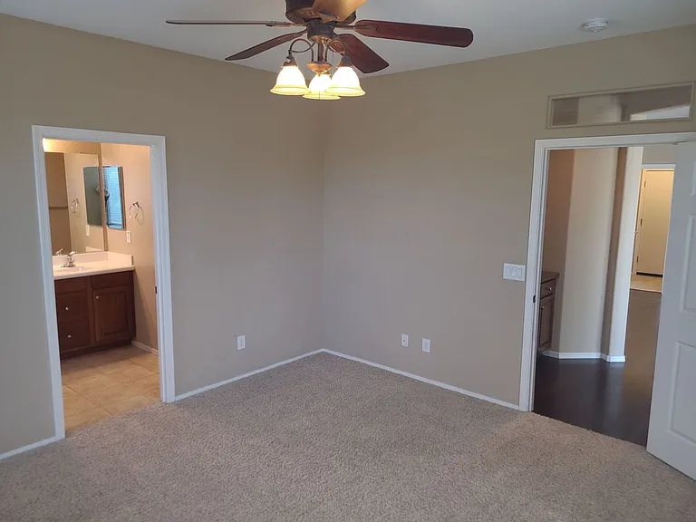 4457 E Carob Dr — Photo 11