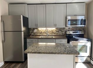 871 Congress St #B3, Portland, ME 04102