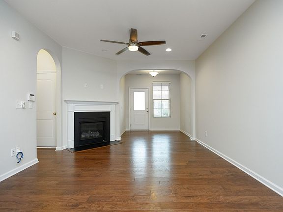 4th image of 10111 Raven Tree Dr