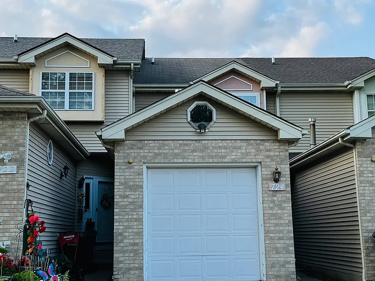 724 Marilyn Ave — Photo 1