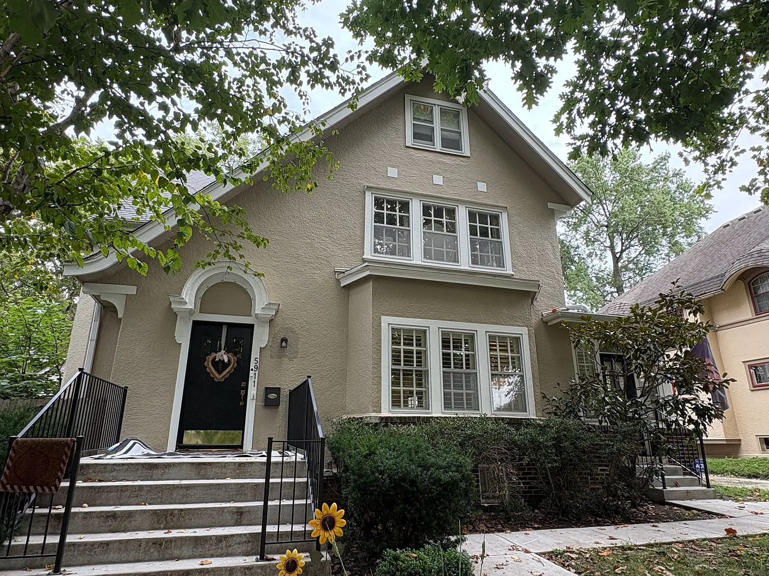 4 bed, 2168 sqft, $3,850 — Photo 1