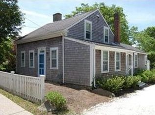 590 Elm St, Dartmouth, MA 02748