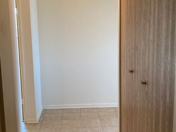 9937 S Cicero Ave, Oak Lawn, IL