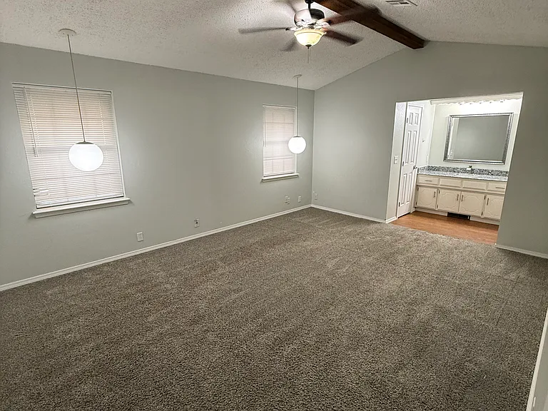 3616 NE 140th Terrace Ct — Photo 12