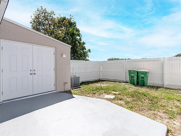 4th image of 7500 NW 75th Street #7500