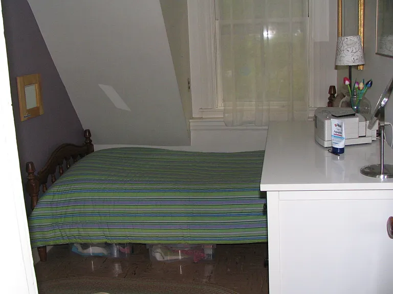 100 Goddard Ave #A — Photo 9