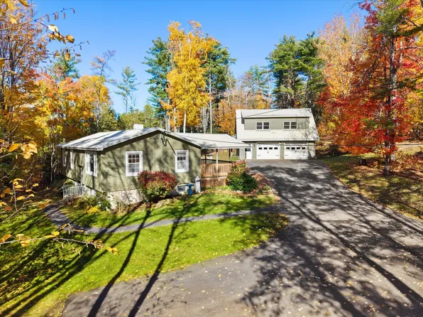 504 Levenseller Road, Holden, ME 04429