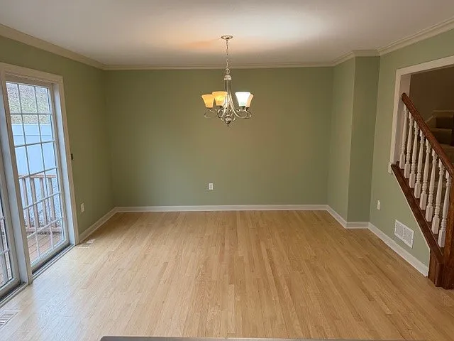 941 Montclair Dr — Photo 9