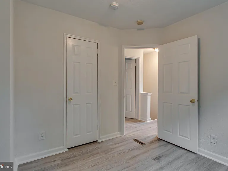 5539 Central Ave SE — Photo 18