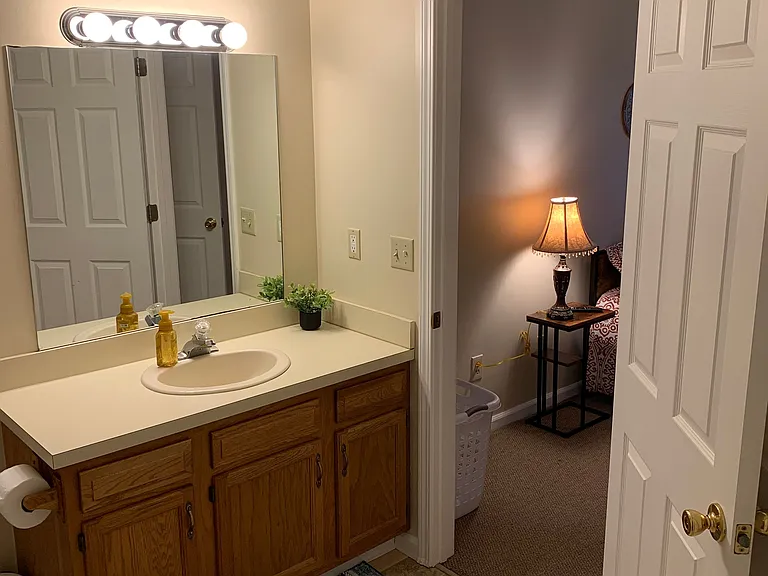 Jack n Jill master bath upstairs