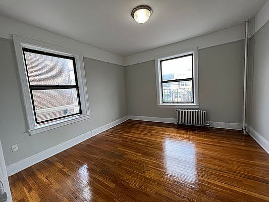 4th image of 3706 69th St #2D
