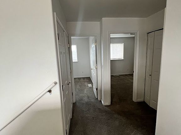5th image of 3658 Deloy Dr APT 4