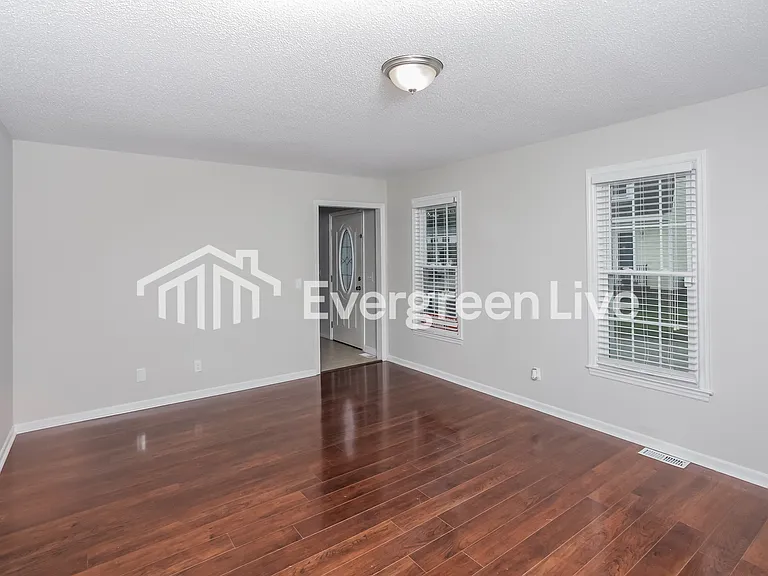 17 Branch Cir — Photo 3