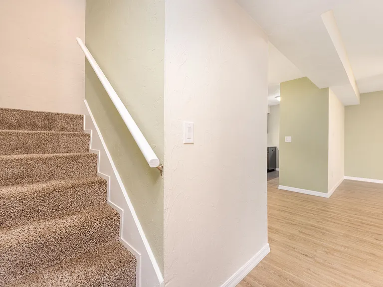 1030 SW 6th Dr #2 — Photo 9