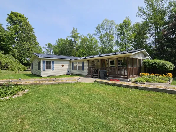 3570 Essex Rd, Willsboro, NY 12996