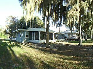 4th image of 1435 Heron Dr N