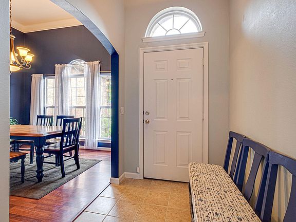 5th image of 1021 Oakhall Dr