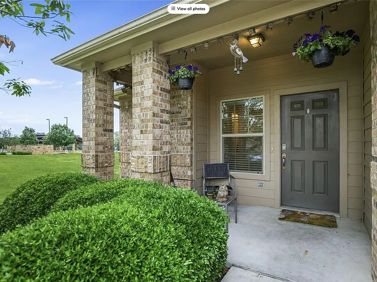 5522 Zachary Scott St — Photo 4