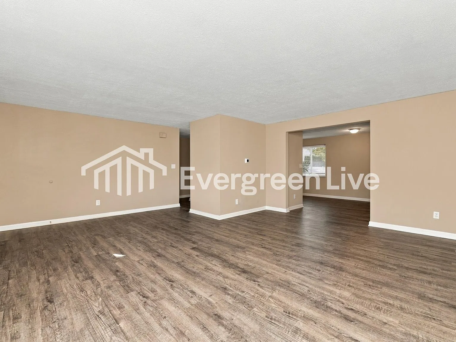3 bed, 2.0 bath, 1538 sqft, $1,695 — Photo 4