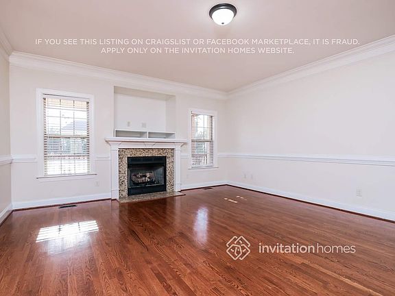 4th image of 15 Suntree Ln
