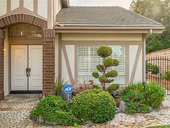 5th image of 15170 El Selinda Dr