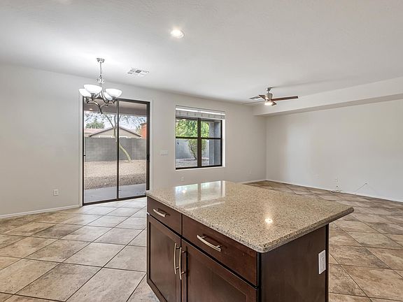 5th image of 15438 W Monterosa St