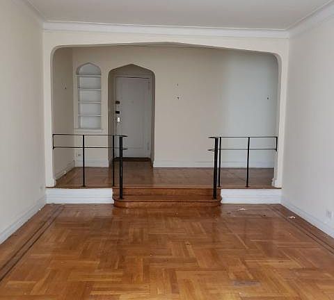 2nd image of 165 Seaman Ave #4A