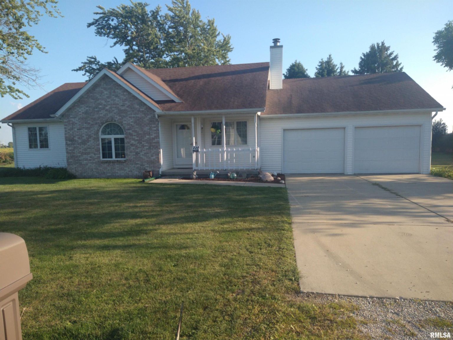 220 E German Ave, Mount Pulaski, IL 62548 MLS QC4247593 Zillow